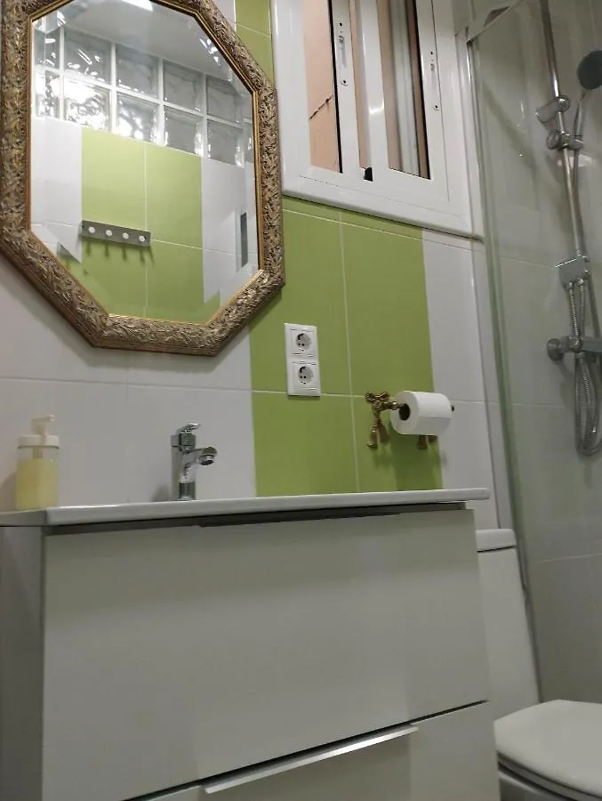 Apartment Fira Bcn Camp Nou 0*, L'Hospitalet de Llobregat